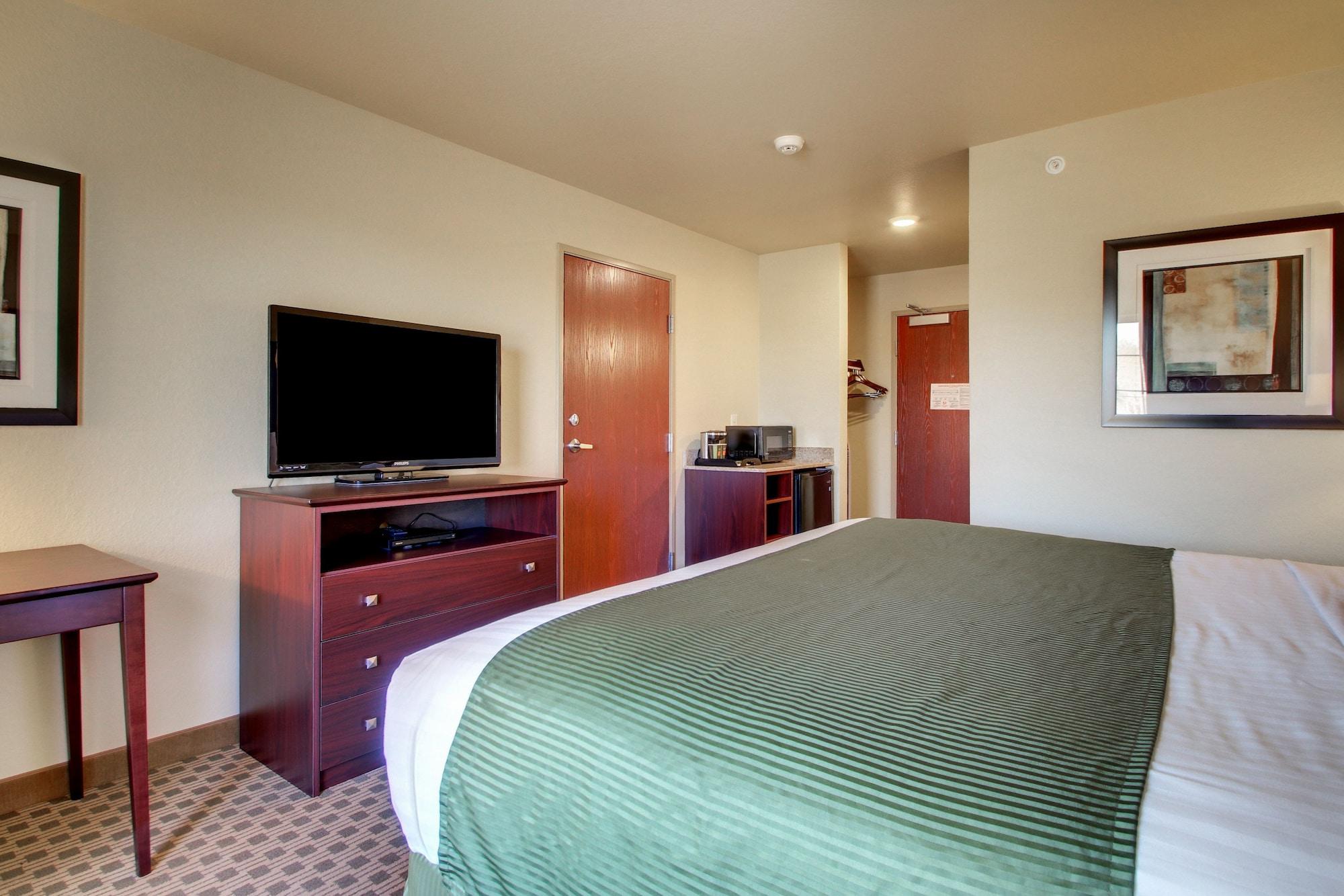 Cobblestone & - Hotel